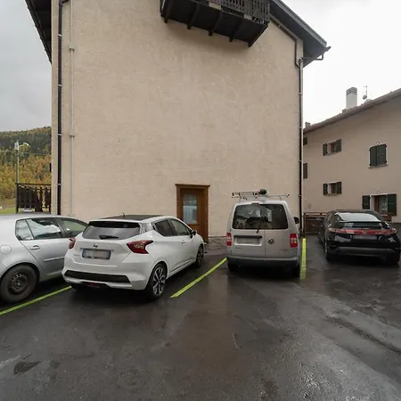 Snowberry Apartment *