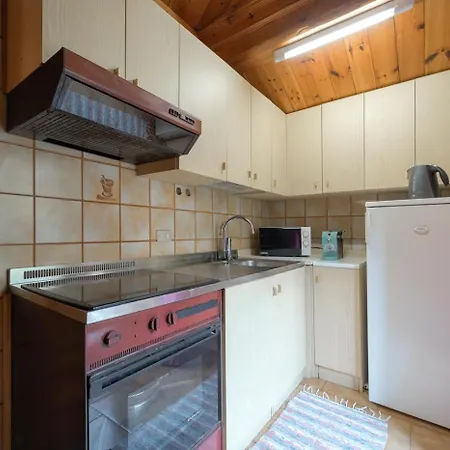 Snowberry Apartment